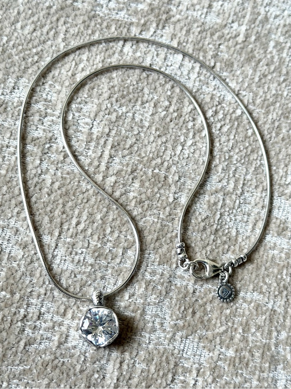 Silpada Cinema Star Silver Necklace with CZ Pendant - Picture 8 of 10